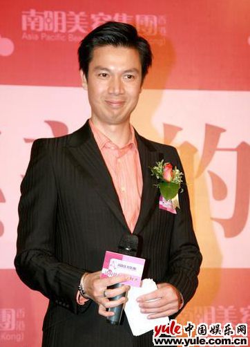 梁榮忠最新動(dòng)態(tài)，時(shí)代浪潮中的璀璨明星