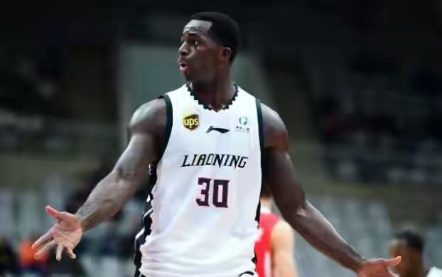 遼寧男籃外援最新動(dòng)態(tài)，科技重塑籃球魅力，競(jìng)技激情空前體驗(yàn)