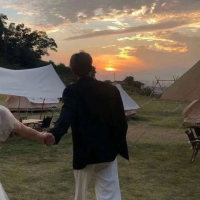 最新個性情侶頭像推薦，與大自然共舞，內心平和樂章的尋找