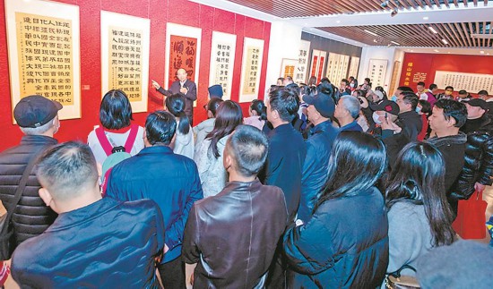 國辦鐘秀明最新動態(tài)揭秘,自然美景探索之旅啟程