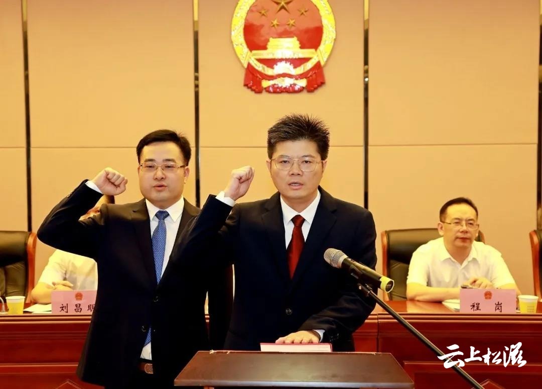 孝感市王洪波的最新任命，變化中的力量，展現自信與成就感的征程