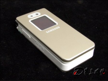 三星最新翻蓋手機,科技與時尚的結合,重塑生活新體驗