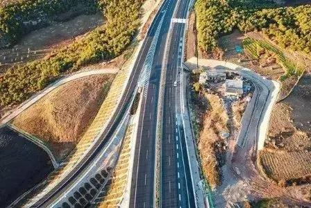 昭威高速公路最新動態，自然美景之旅的啟程之路