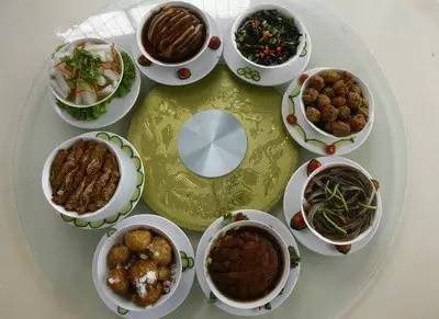 新沂八大碗最新版，小巷中的美食秘境探索