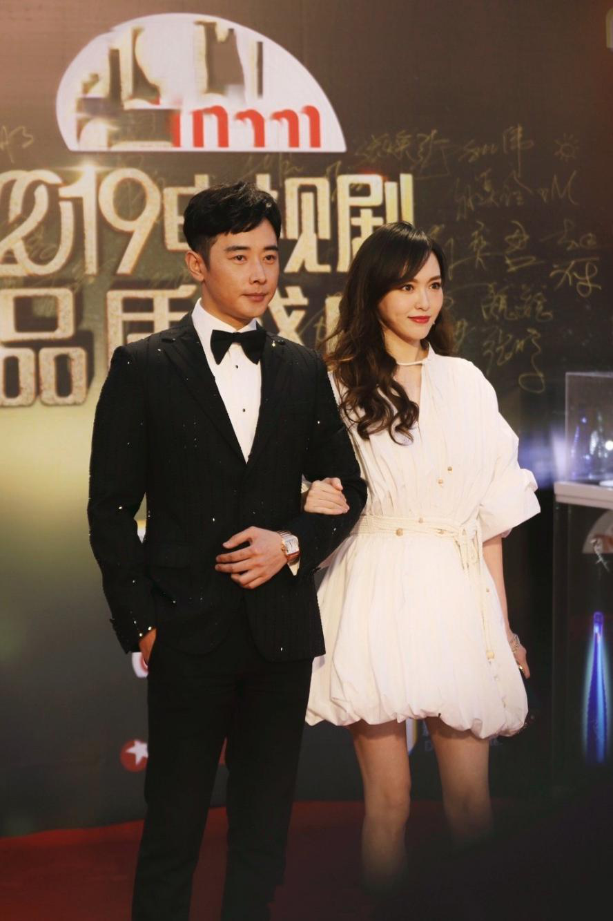 羅晉唐嫣最新動態揭秘，科技新品讓生活因愛而精彩！