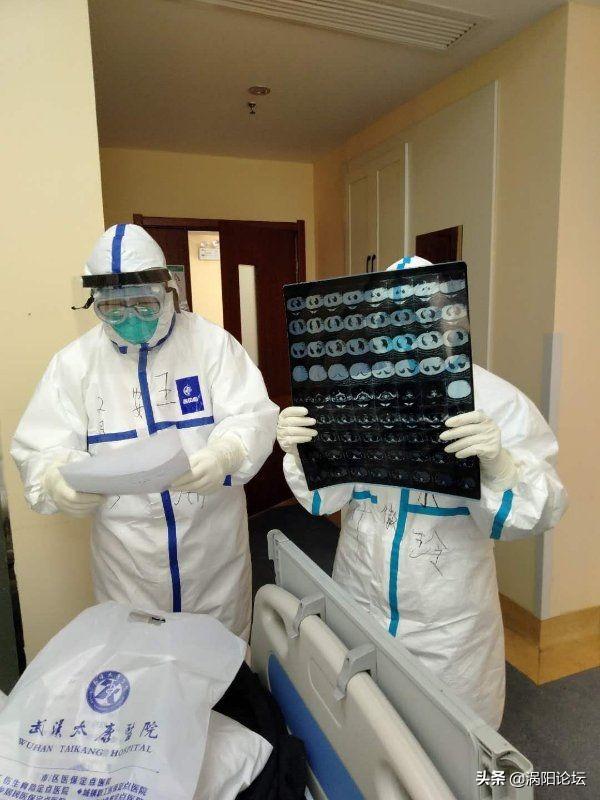 渦陽四中女孩引領科技新潮,最新消息與高科技產品探秘