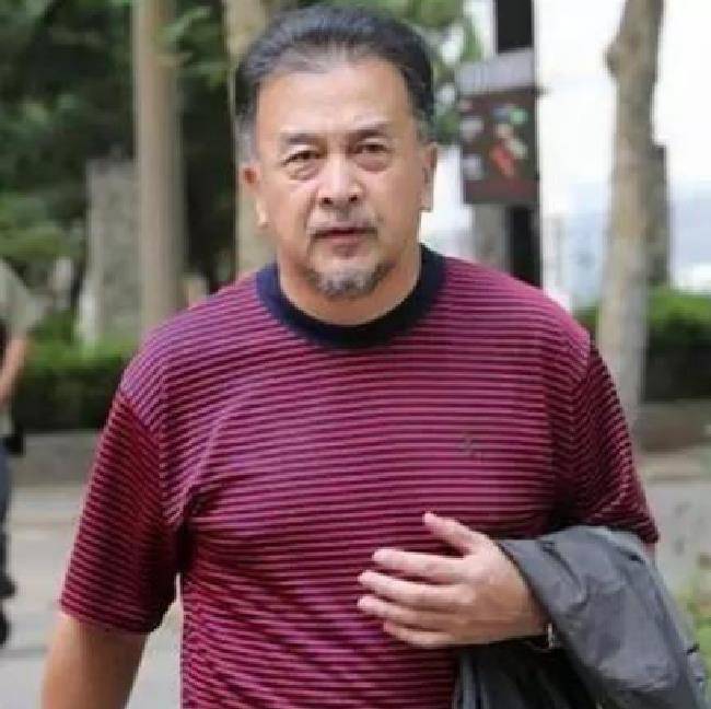 黃宏最新動態，變化中的力量與自信成就之路