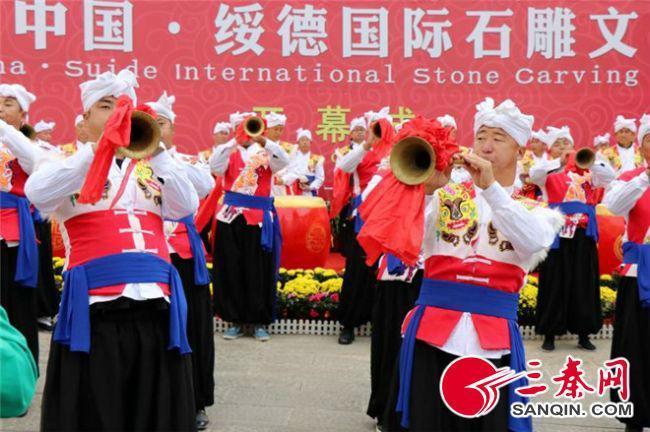 千百最新網站,友情紐帶與家的溫暖的溫馨日常故事