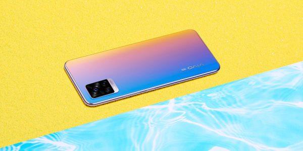 OPPO最新款手機,心動之選!??