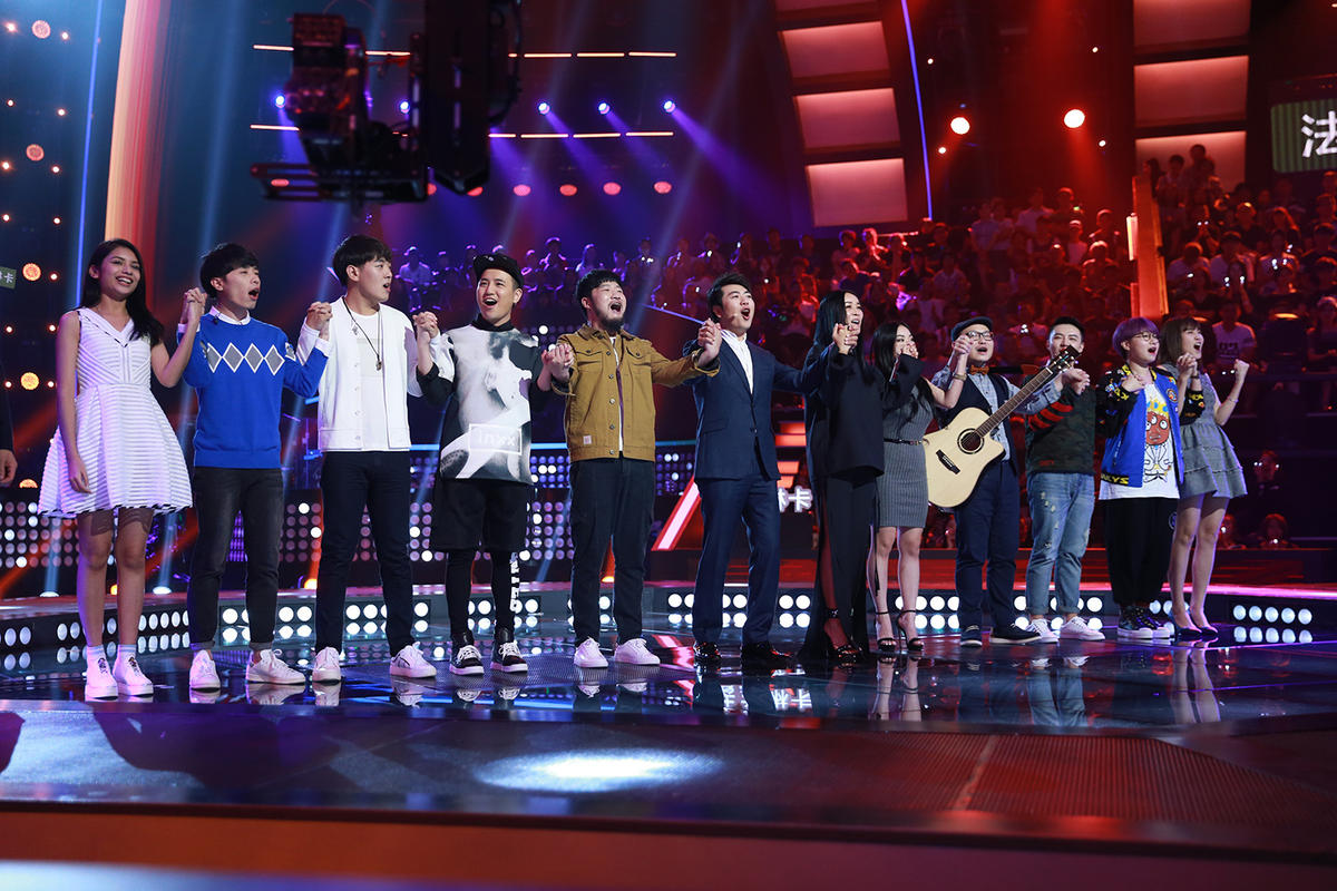 新歌聲中的友情與家的溫馨旋律