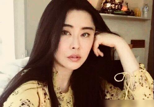 王祖賢最新照片,科技重塑魅力,時代前沿體驗風采