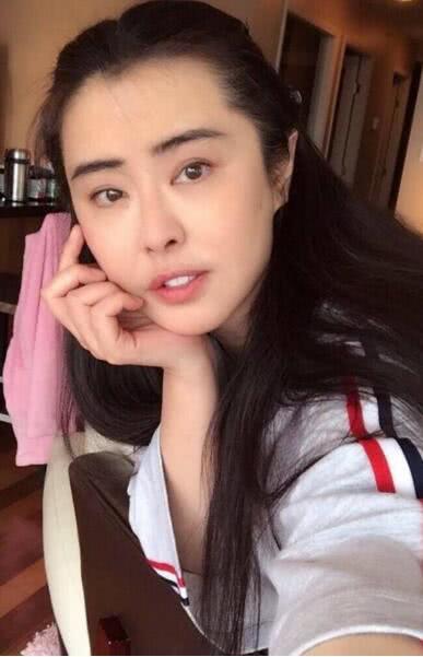 王祖賢最新照片,科技重塑魅力,時代前沿體驗風采