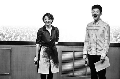 董卿朗讀者圖片最新與高科技產品的完美融合介紹