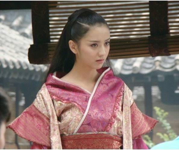 深度探討與觀點闡述，丟開皇帝養包子最新解讀