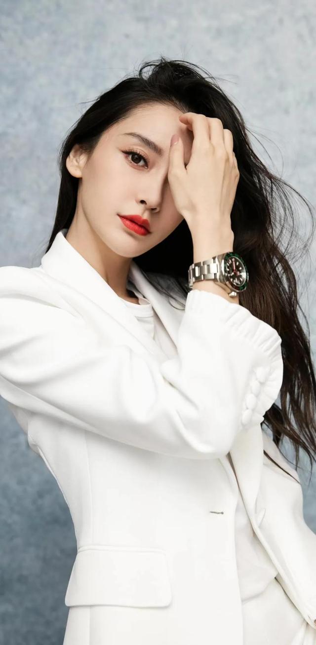 楊穎最新圖片2025，公眾視角下的審美變遷揭秘