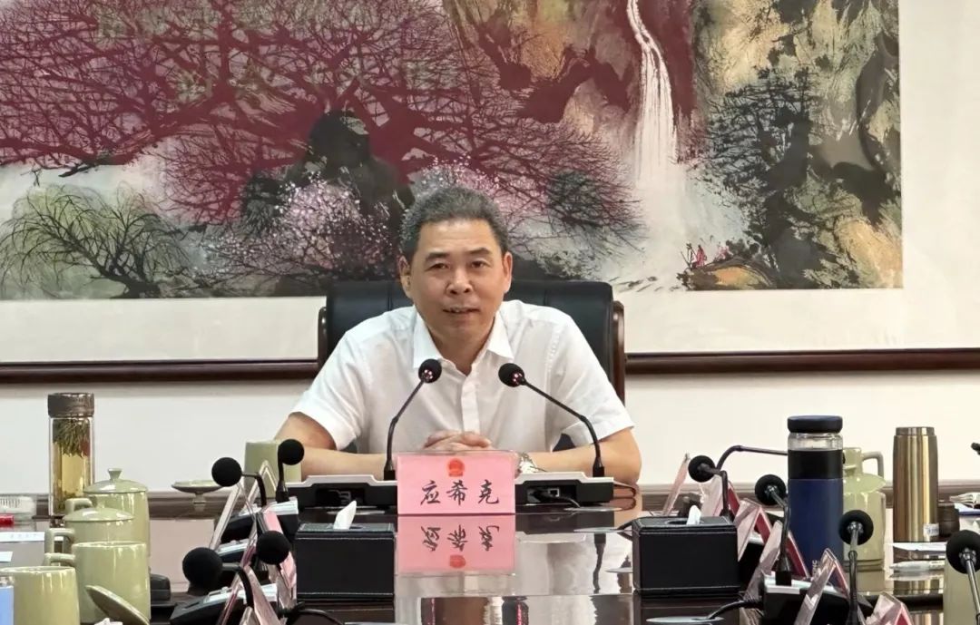 瑞安市賈建華的職務(wù)變革，領(lǐng)導(dǎo)者鑄就輝煌篇章的歷程