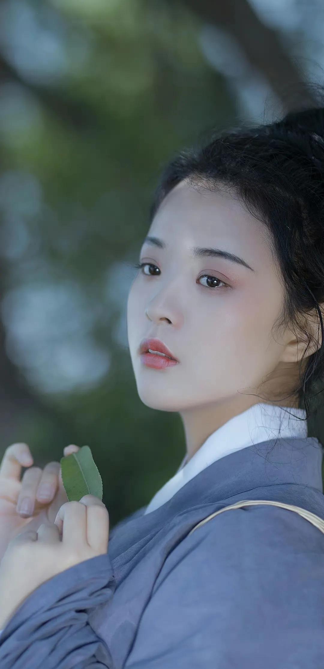 與自然美景的親密旅行，亂雨紛紛最新章節探尋內心寧靜與平和