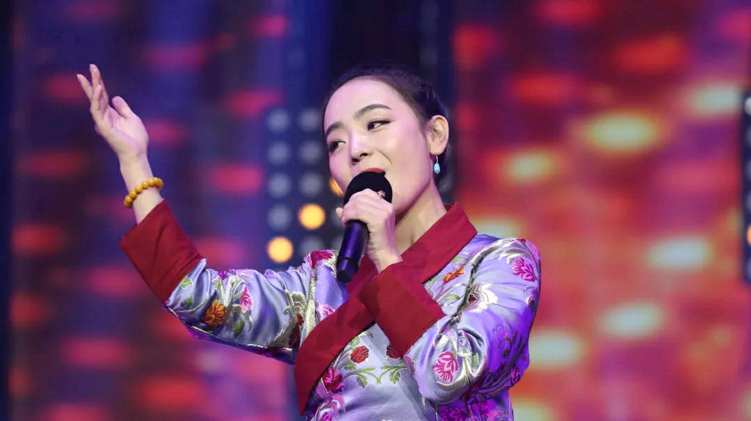 羅布桑珠最新歌曲,音樂之旅的璀璨明珠亮相舞臺