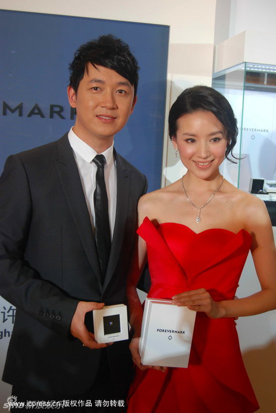 董潔2025最新動態,變化中的力量,閃耀星光的勵志之旅