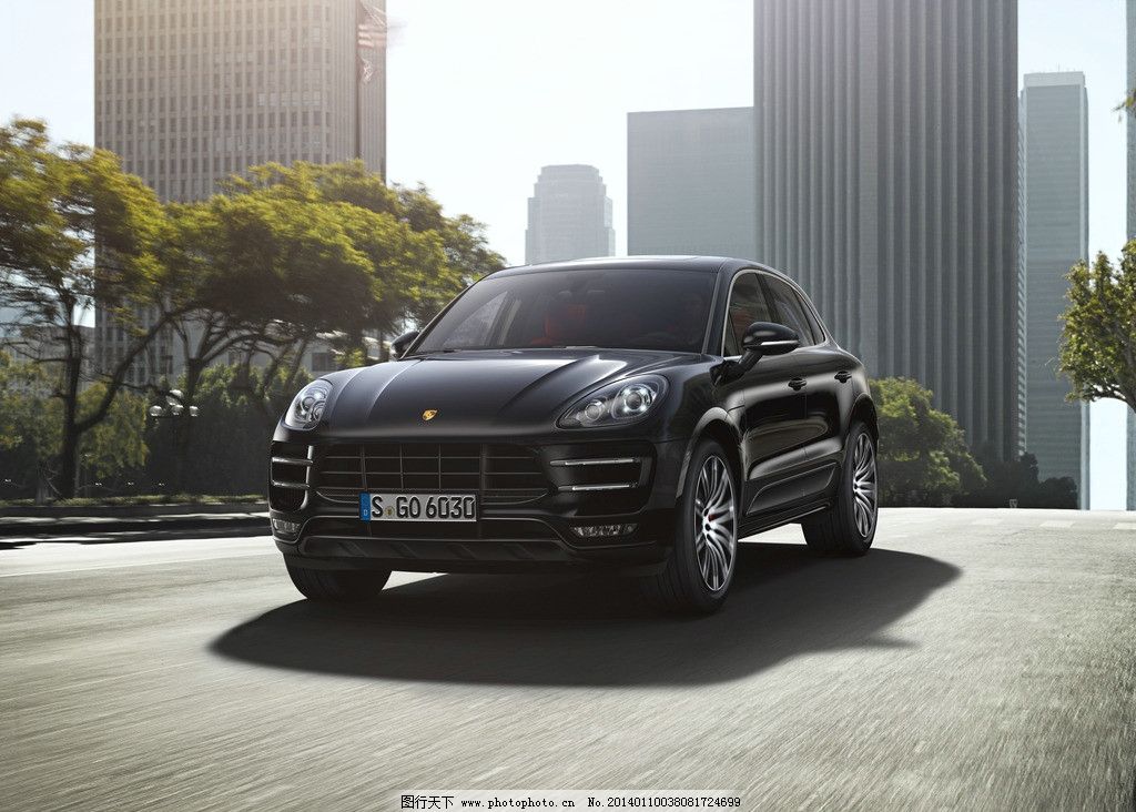 保時捷越野車最新圖片揭秘,小巷深處的探索秘境