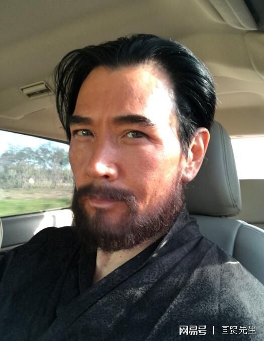 費翔2025最新消息揭秘,如何獲取與跟進偶像的最新動態?