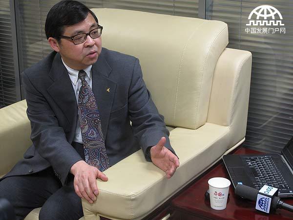 易富賢最新微博分享,自然之旅中的心靈平和與寧靜探索