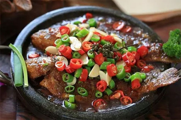 最新石鍋菜主題餐廳,勵志美食盛宴,融合自信、成就與味蕾享受