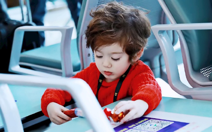 Jackson周嘉誠最新高科技產品引領未來生活潮流